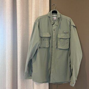 Worldwide Sportsman Green long sleeved button down shirt, Size Large